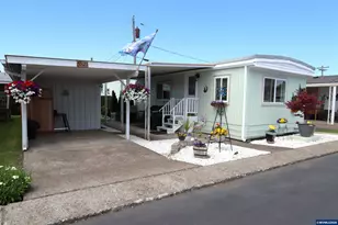 5521 43rd Ave NE, Salem, OR 97305 - Photo 1