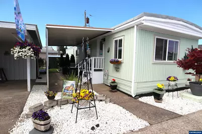 5521 43rd Av NE, Salem, OR 97305 - Photo 4
