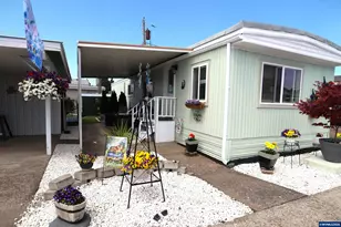 5521 43rd Ave NE, Salem, OR 97305 - Photo 4