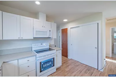 3392 Sunnyview Rd NE, Salem, OR 97301 - Photo 34