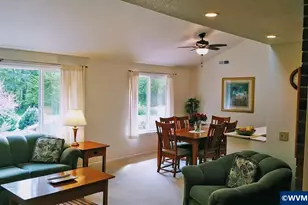 7030 SW Deerhaven Dr, Corvallis, OR 97333 - Photo 6