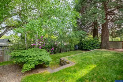 782 NW Deer Pl, Corvallis, OR 97330 - Photo 42