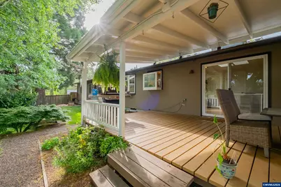 782 NW Deer Pl, Corvallis, OR 97330 - Photo 36