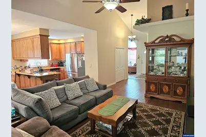 6120 Fairbanks St SE, Salem, OR 97306 - Photo 12