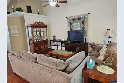 6120 Fairbanks St SE, Salem, OR 97306 - Photo 14