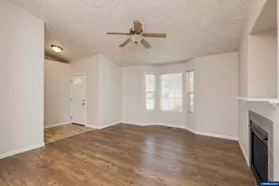 3127 S 12th St, Lebanon, OR 97355 - Photo 8