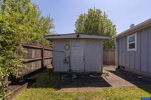 3127 S 12th St, Lebanon, OR 97355 - Photo 26