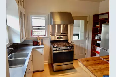 645 NW 13th St, Corvallis, OR 97330 - Photo 6