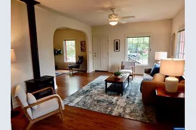 645 NW 13th St, Corvallis, OR 97330 - Photo 4