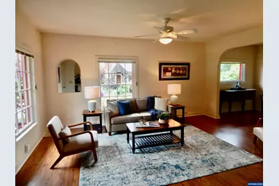645 NW 13th St, Corvallis, OR 97330 - Photo 2
