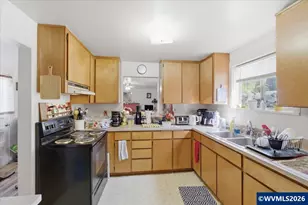 1044 23rd Ave, Sweet Home, OR 97386 - Photo 10