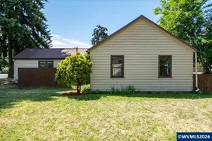 1044 23rd Ave, Sweet Home, OR 97386 - Photo 24