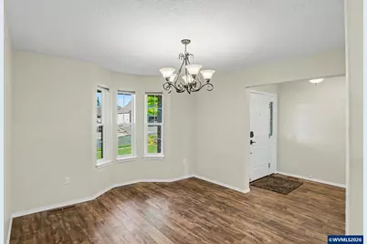 812 SW 8th St, Sublimity, OR 97385 - Photo 12