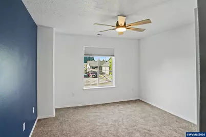 812 SW 8th St, Sublimity, OR 97385 - Photo 32