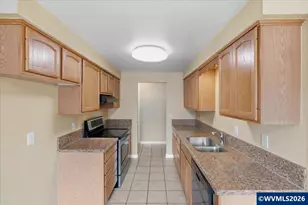 4814 Schaefer Ct NE, Salem, OR 97305 - Photo 10
