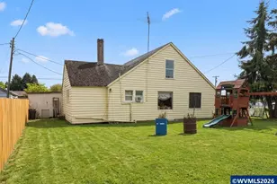 33719 Santiam Hwy, Lebanon, OR 97355 - Photo 2