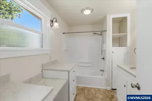 27536 Pearl St, Brownsville, OR 97327 - Photo 24