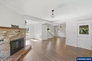 27536 Pearl St, Brownsville, OR 97327 - Photo 12