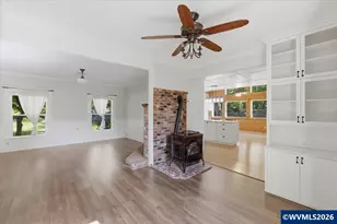 27536 Pearl St, Brownsville, OR 97327 - Photo 14