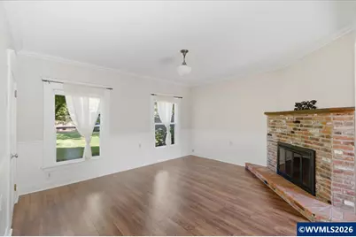 27536 Pearl St, Brownsville, OR 97327 - Photo 10