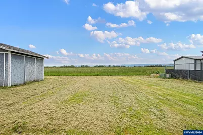 375 Park Ln, Harrisburg, OR 97446 - Photo 26
