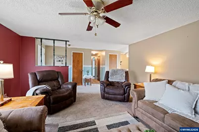 375 Park Ln, Harrisburg, OR 97446 - Photo 6