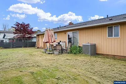 375 Park Ln, Harrisburg, OR 97446 - Photo 28