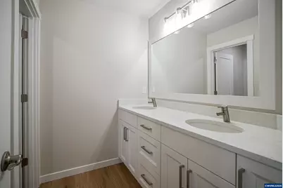 739 Emily Grace Ln SE, Salem, OR 97306 - Photo 34