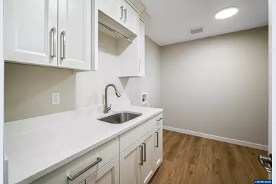 739 Emily Grace Ln SE, Salem, OR 97306 - Photo 36