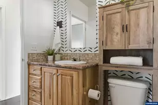 38891 W Scio Rd, Scio, OR 97374 - Photo 24