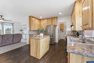38891 W Scio Rd, Scio, OR 97374 - Photo 10