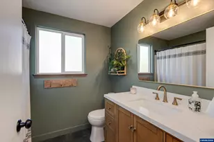 4602 Settlers Dr NE, Salem, OR 97305 - Photo 32