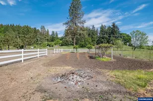 38225 Mt Hope Dr, Lebanon, OR 97355 - Photo 32