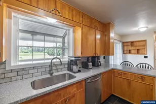 38225 Mt Hope Dr, Lebanon, OR 97355 - Photo 12