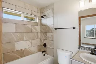 430 NW 5th St, Newport, OR 97365 - Photo 20