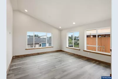430 NW 5th St, Newport, OR 97365 - Photo 10