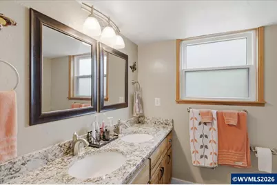 1375 Fern Ln, Sweet Home, OR 97386 - Photo 18