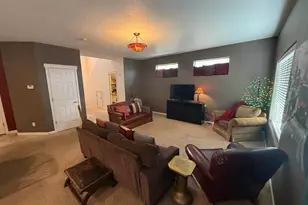 840 Wild Rose Ct, Independence, OR 97351 - Photo 8