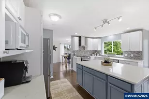 1789 SW Boxwood Ln, Dallas, OR 97338 - Photo 16