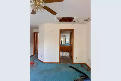 35641 Riverside Dr SW, Albany, OR 97331 - Photo 12