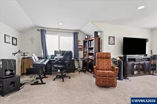 751 SE Glendover Ln, Dallas, OR 97338 - Photo 34