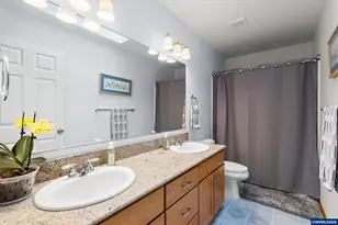 613 SW 7th St, Sublimity, OR 97385 - Photo 18