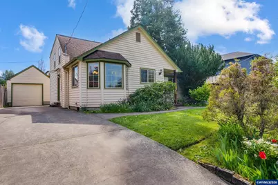 732 E 22nd Av, Eugene, OR 97405 - Photo 1