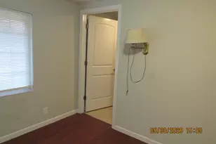 365 SE Myrtle St, Mill City, OR 97360 - Photo 16