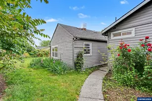 508 S 2nd St, Silverton, OR 97381 - Photo 24