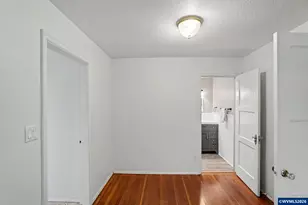 508 S 2nd St, Silverton, OR 97381 - Photo 12