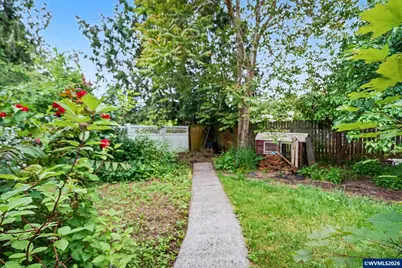 508 S 2nd St, Silverton, OR 97381 - Photo 28