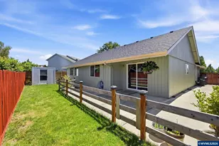 633 Cedar St, Independence, OR 97351 - Photo 28
