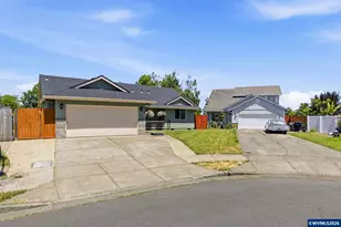 633 Cedar St, Independence, OR 97351 - Photo 2