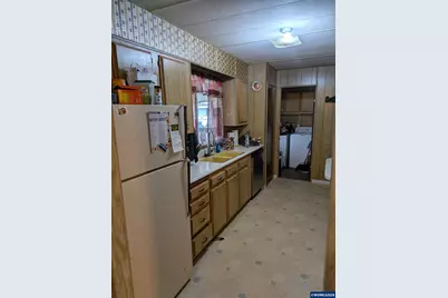 204 Cascade Dr #66, Lebanon, OR 97355 - Photo 8